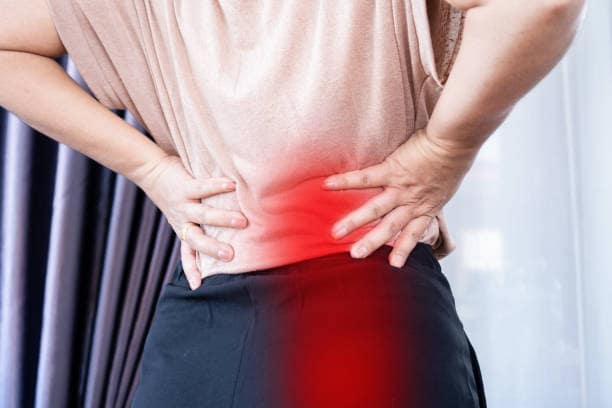dolor de espalda baja en mujer
